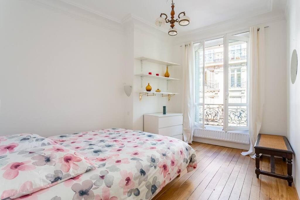 Ferienwohnung Le Marais, Fantastic View On Archives Nationales Paris Exterior foto